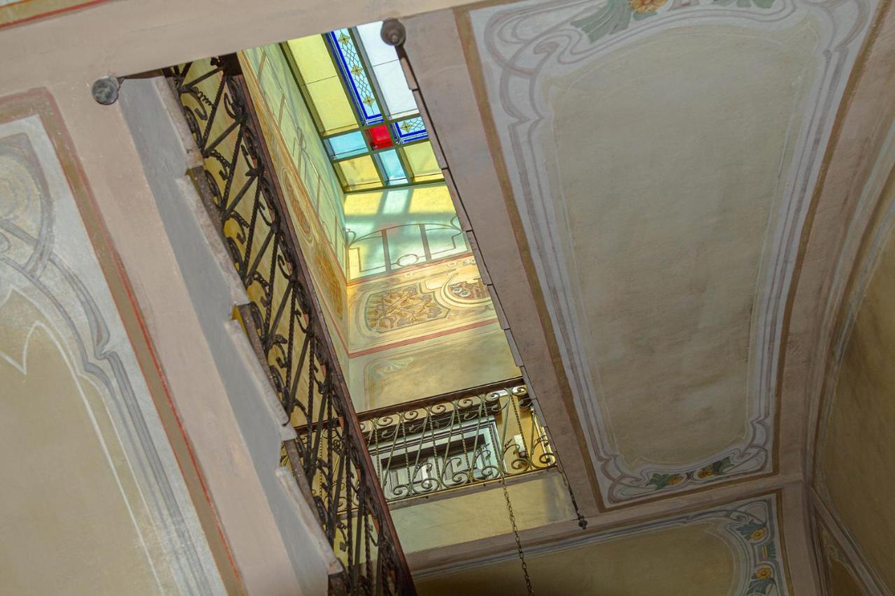 Отель Palazzo Glori 6 Кремона Экстерьер фото
